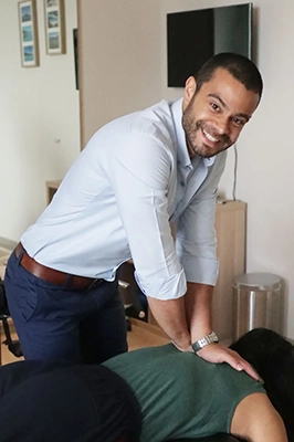 Chiropractor San Francisco CA Kevin Tomassini Adjusting